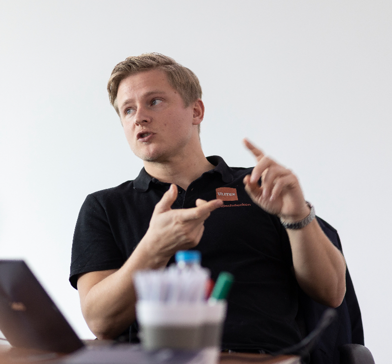 Jonas Schwender, Business Development Manager VLITEX